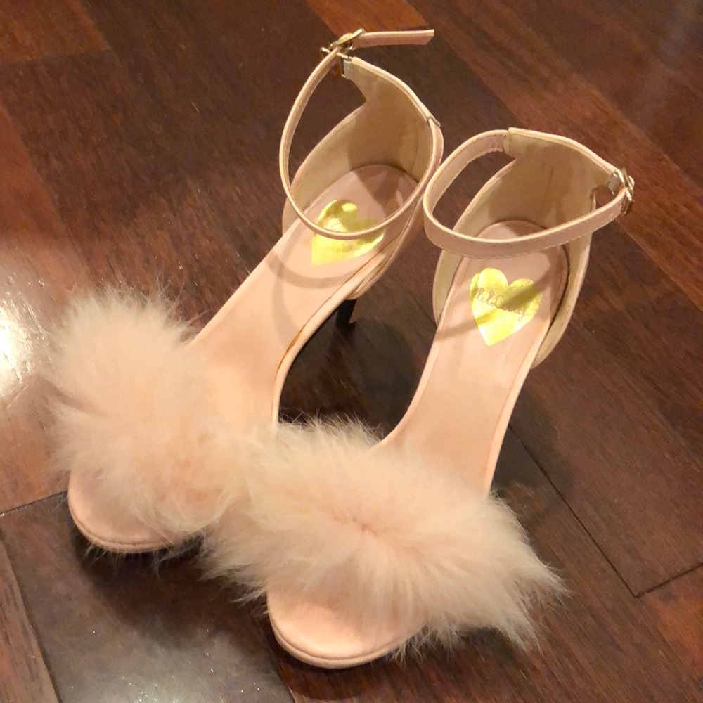 Lillilly Japanese fluffy light pink high heels